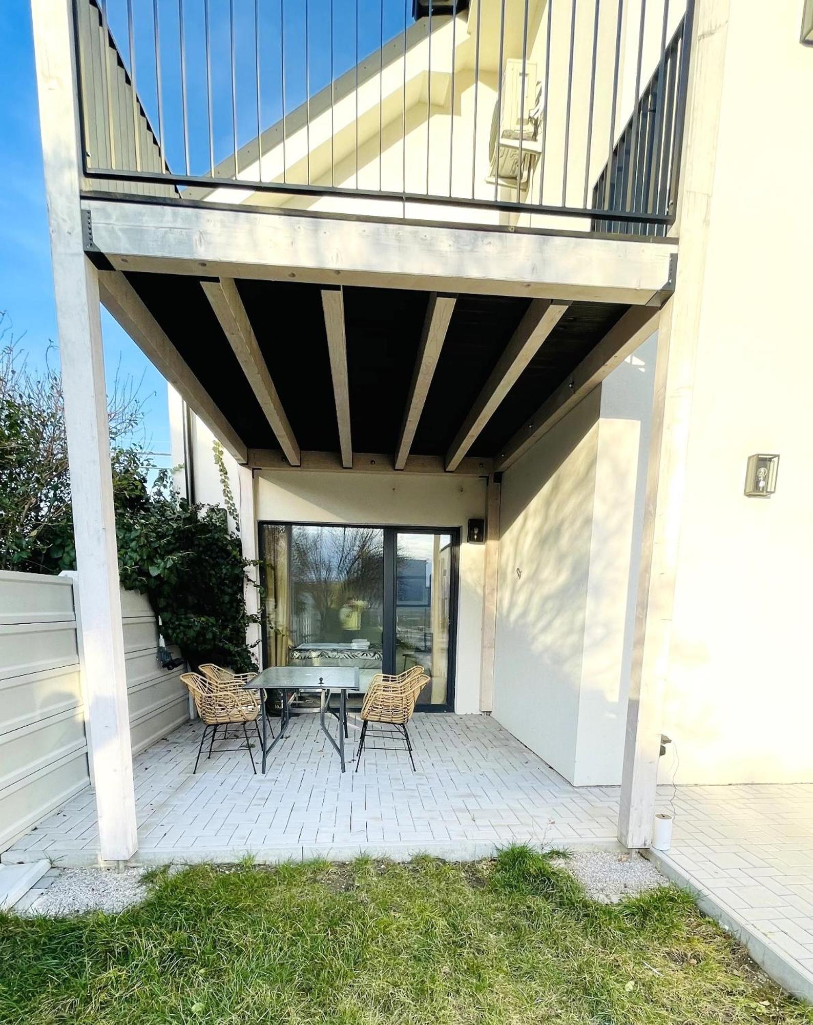 House Flow, 3 Room, Free 2 Parking Bratislava Exterior photo